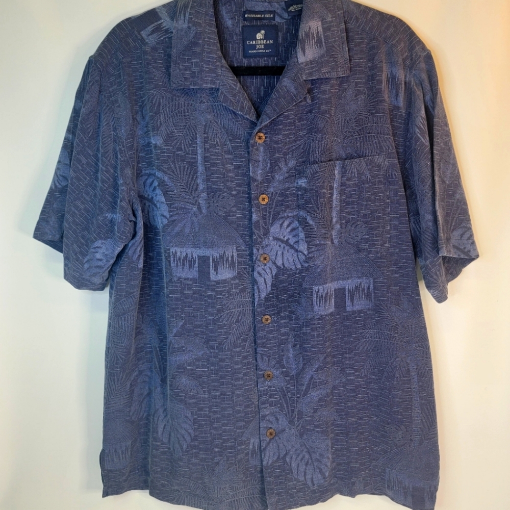 Caribbean Joe 100% Silk Button Down Shirt, Washable, EUC, size Medium